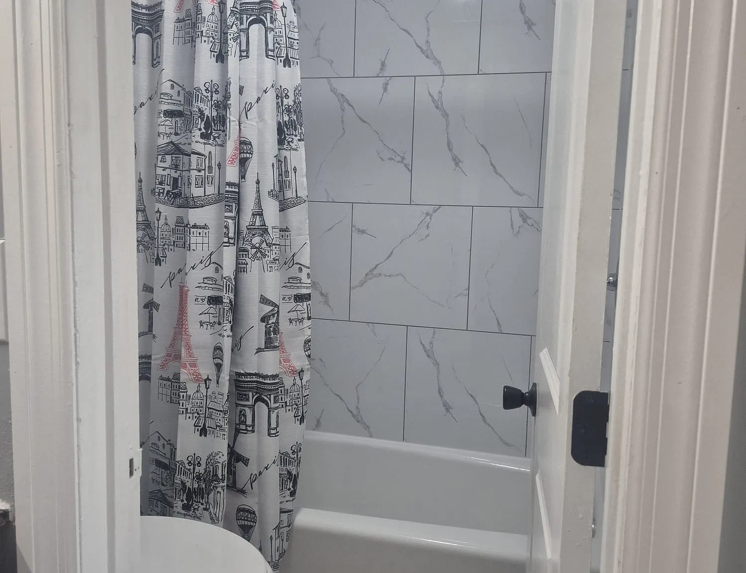 Studio, 400 sqft, $1,000 — Photo 2