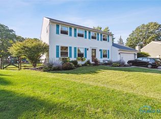 1277 Westfield Dr, Maumee, OH 43537