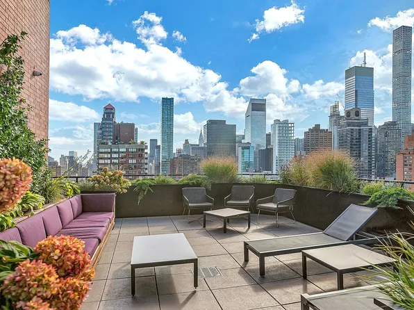 300 E 64th St APT 12B, New York, NY 10065
