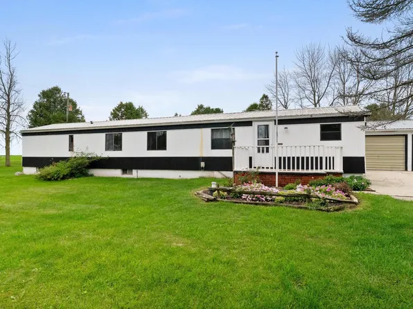 N341 Woodside ROAD, Kewaunee, WI 54216