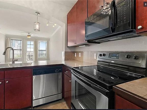 3rd image of 2505 San Gabriel St APT 512