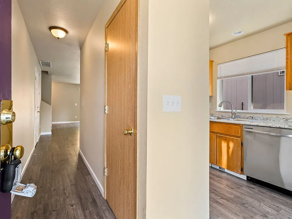 14154-14198 SE Summerfield Loop