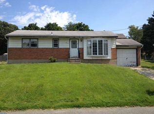 233 Richmond Ave, Blackwood, NJ 08012