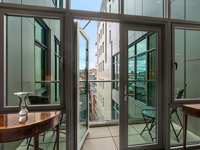 43 Westland Ave #605 — Photo 3