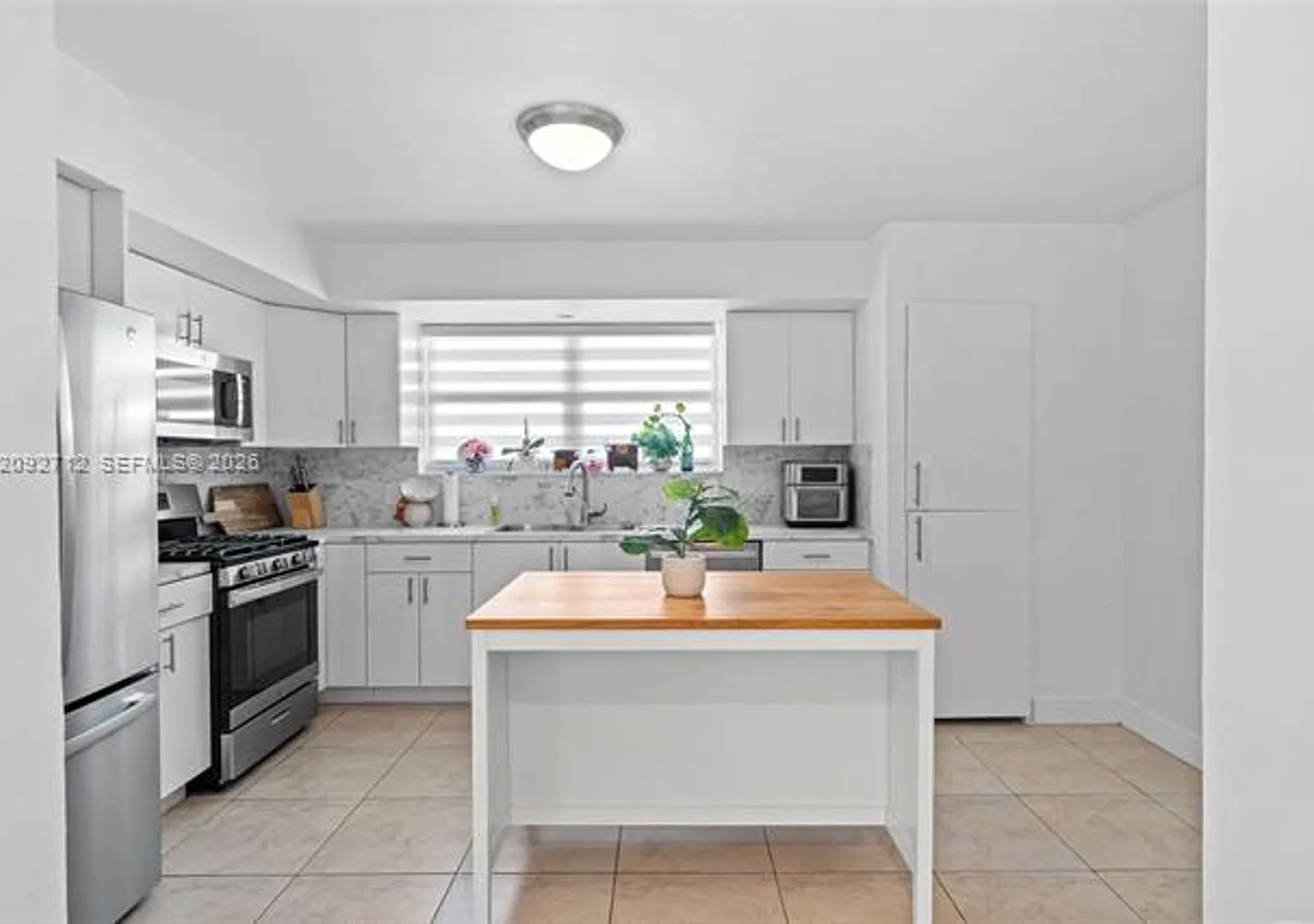 2819 Cleveland St # 2819, Hollywood, FL 33020 — Photo 2