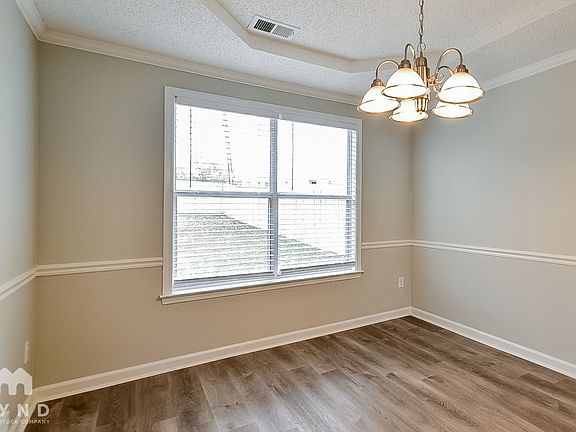 5th image of 4634 S Germantown Rd