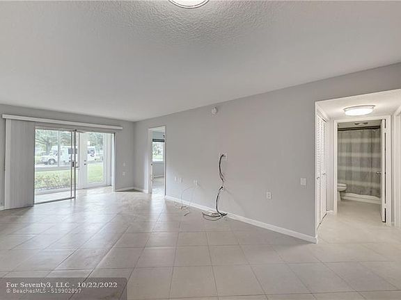 5th image of 2612 Nassau Bnd APT B1