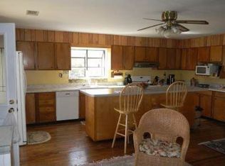 404 Moye Dr, Sandersville, GA 31082
