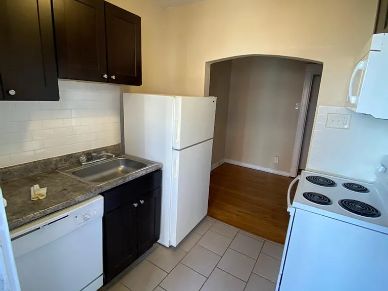 4206 Hereford St #1N — Photo 5