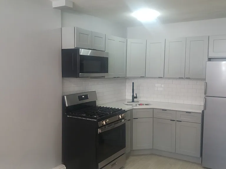 720 Scotland Rd #1 — Photo 3