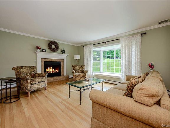 4th image of 5 North Court