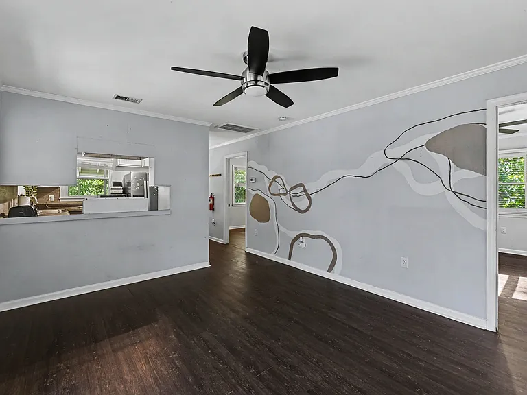 2243 Guerry Ave #B — Photo 5