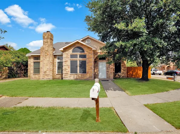 805 Brockden Dr, Mesquite, TX 75149
