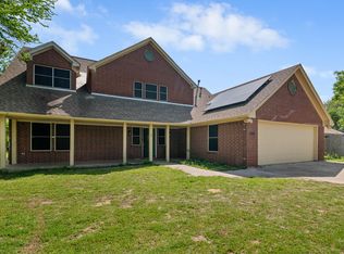 421 W Windsor Dr, Denton, TX 76207