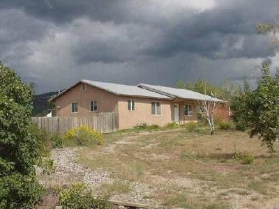 539 Camino Cortez, Taos, NM, 87571
