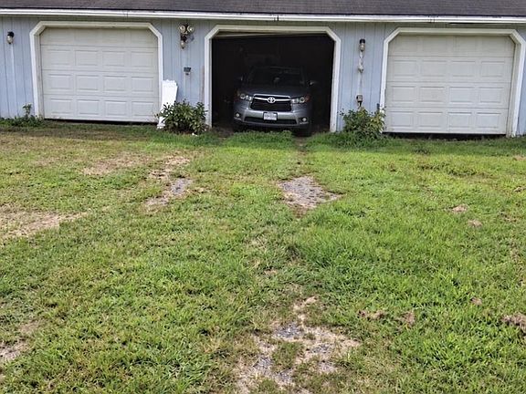 2nd image of 9804 Mohawk Dr