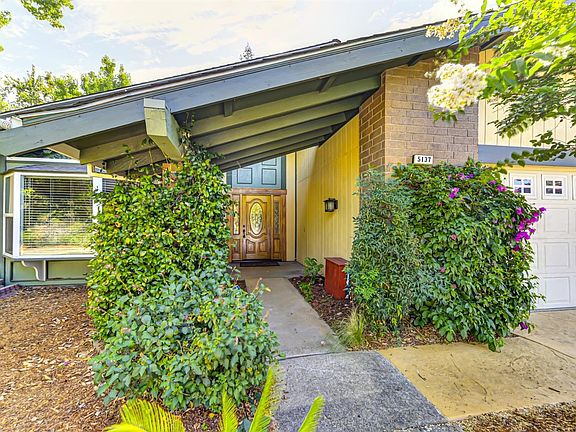 3rd image of 5137 Butterwood Cir