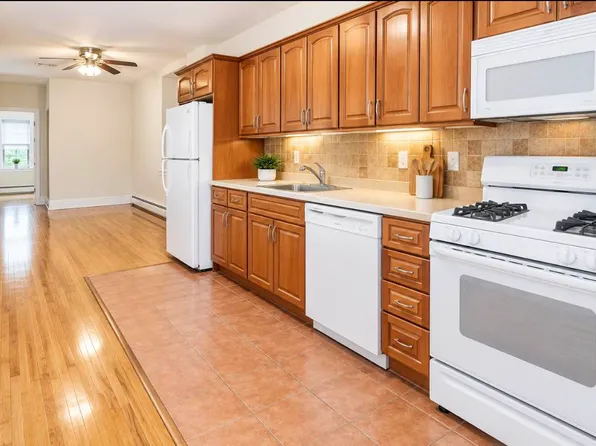 347 Saint Marks Ave APT 1L, Brooklyn, NY 11238