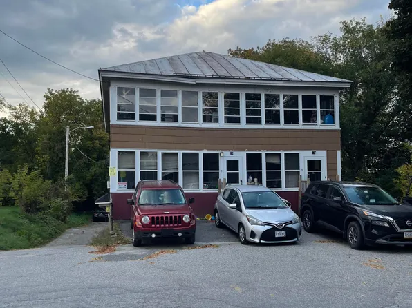 29 Bellevue Street, Winslow, ME 04901