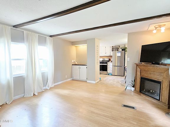 2nd image of 419 Cambridge Dr