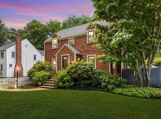 5 Windsor Rd, Stoneham, MA 02180