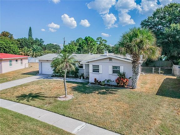 3rd image of 15449 Bristol Cir E