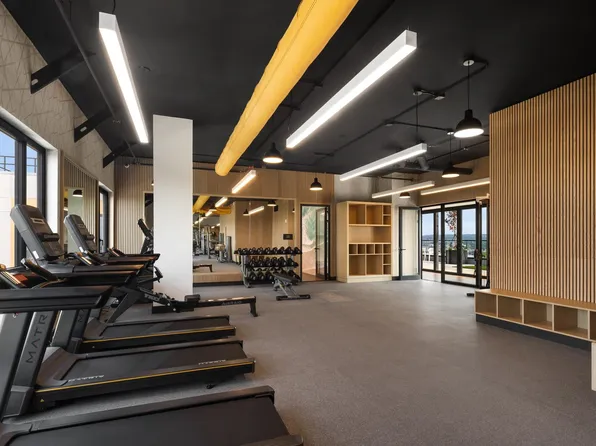 285 Broadway image 13 of 17