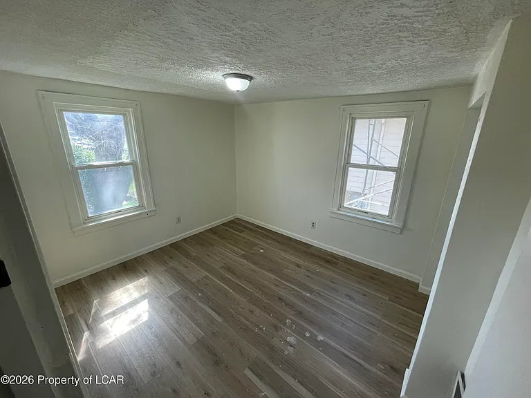 102 Westminster St — Photo 5