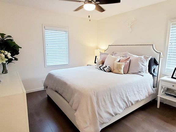5th image of 2211 Mira Mar Ave