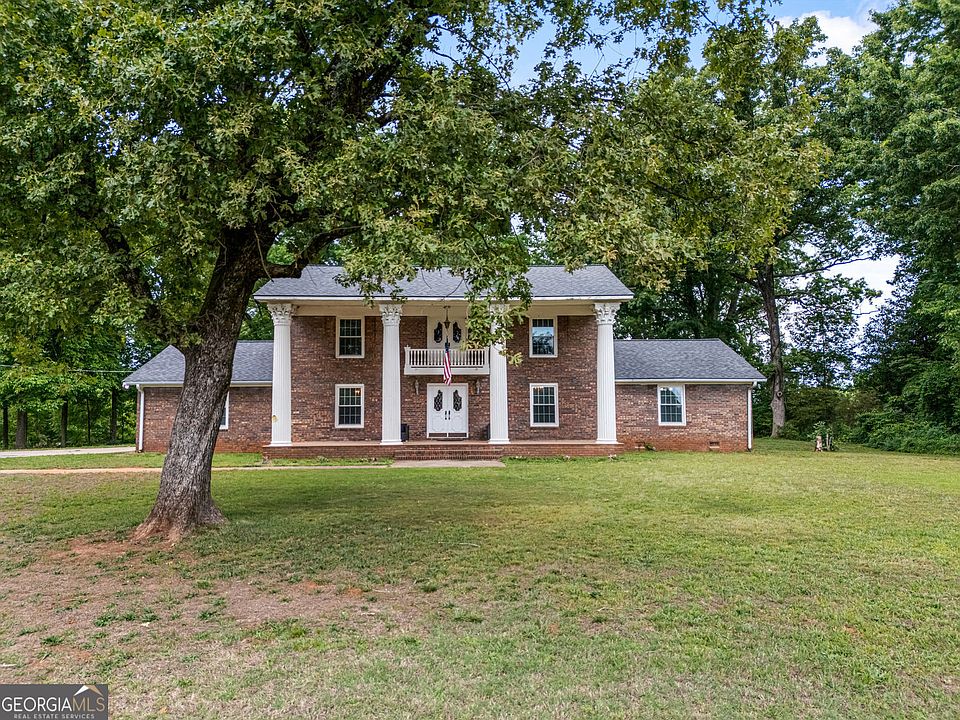 1st image of 451 Toms Creek Rd