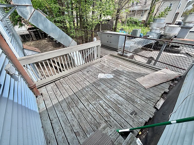 509 Medford St #2A — Photo 24