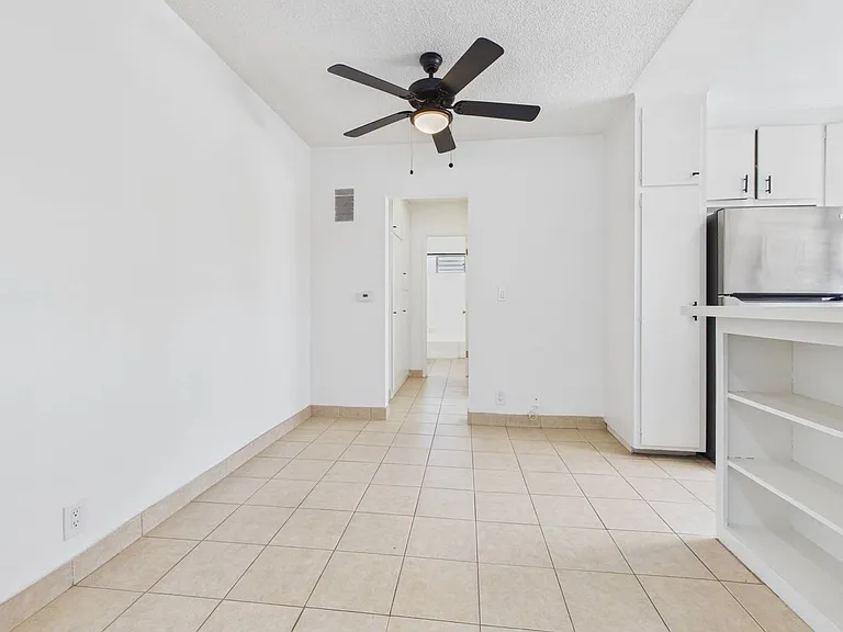 Vinton Apartments — Photo 15