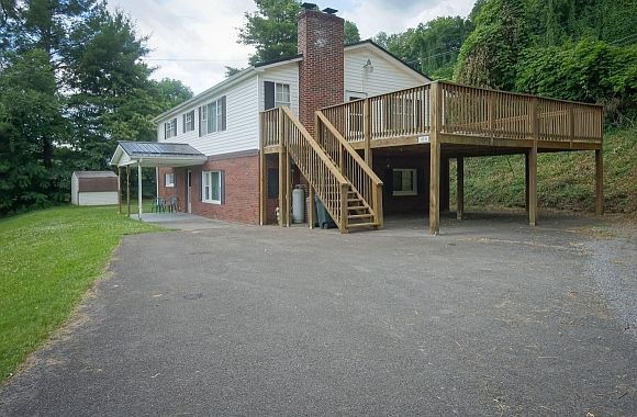 1st image of 16530 Tazewell St