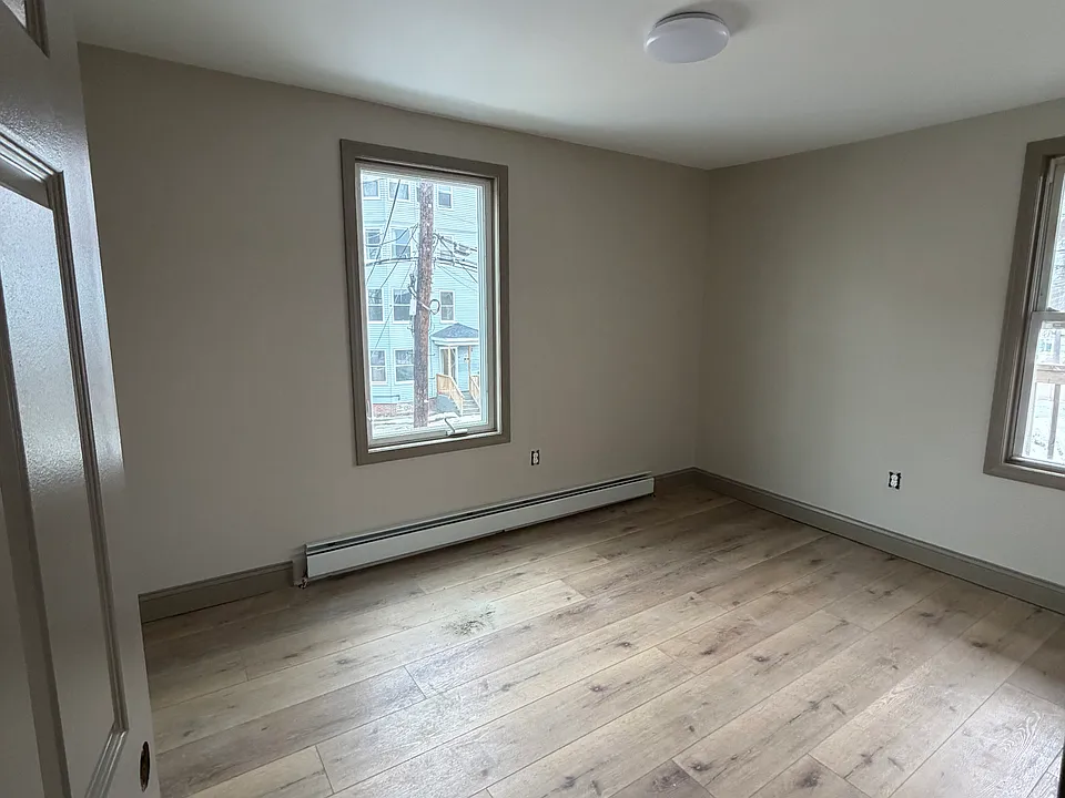 39 Knox St #3