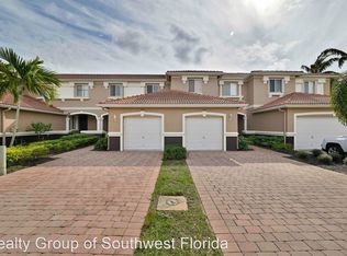 9726 Roundstone Cir, Fort Myers, FL 33967