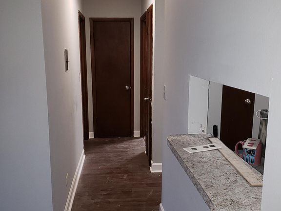 4th image of 214 Circle Ave APT 103