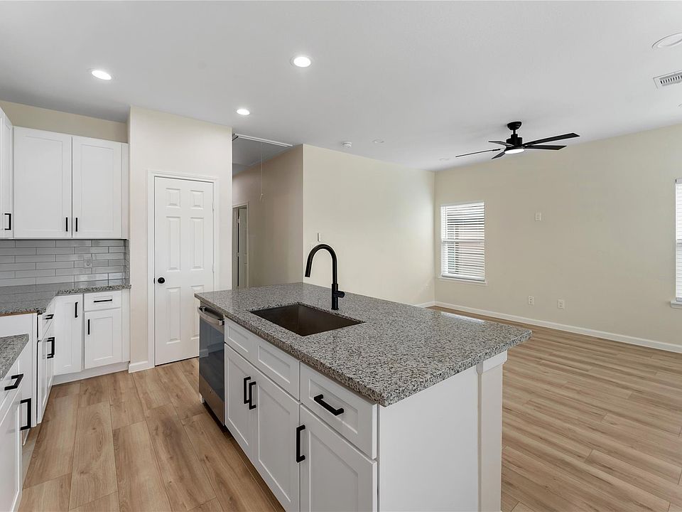 1st image of 5323 Groveton St