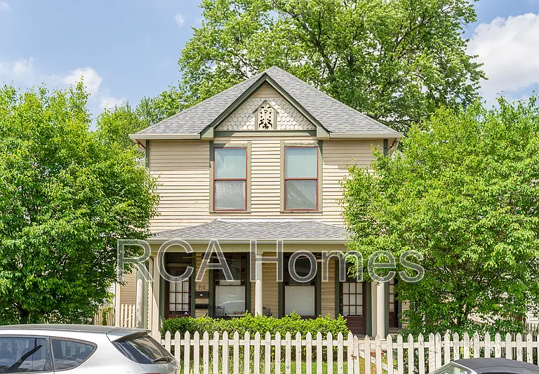 918 Prospect St — Photo 1