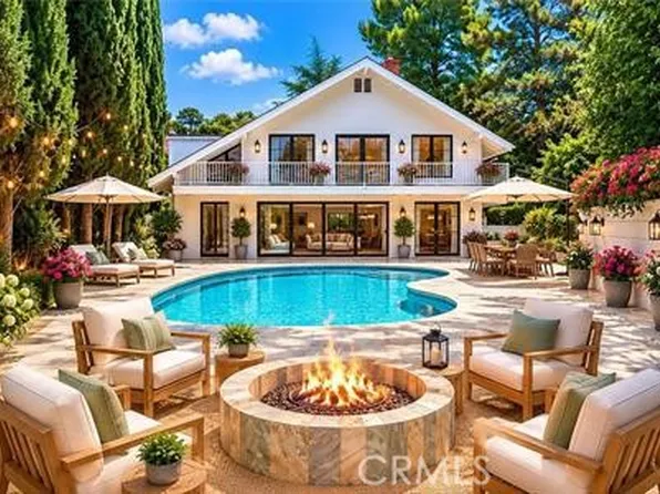 3102 Dona Sofia Dr, Studio City, CA 91604