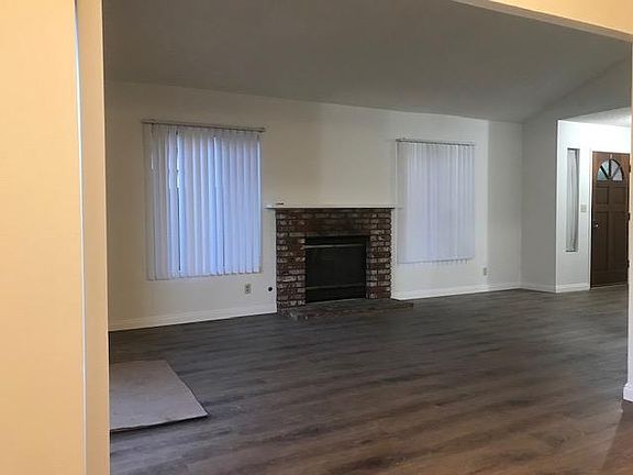 4th image of 1511 Palm Ave APT G