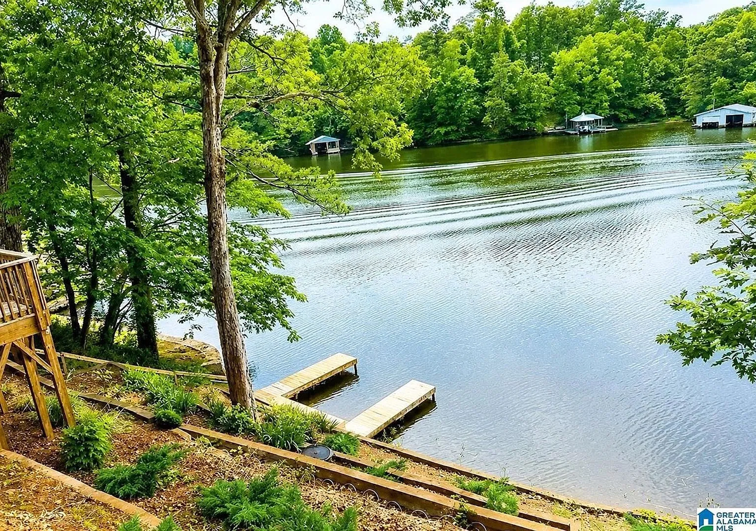 Stunning Lake Home for Rent on Highland Lake in Oneonta — Photo 3
