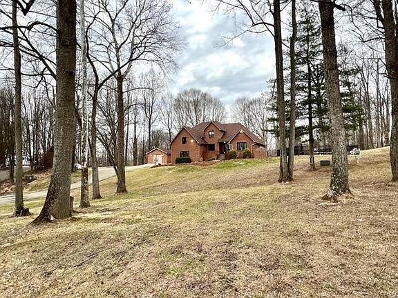 3rd image of 92 Hummingbird Ln