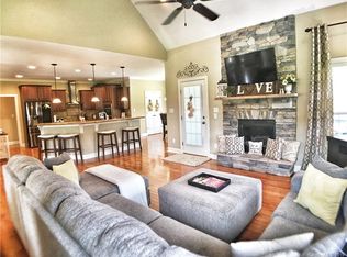 2463 Gateway Ln, Lincolnton, NC 28092