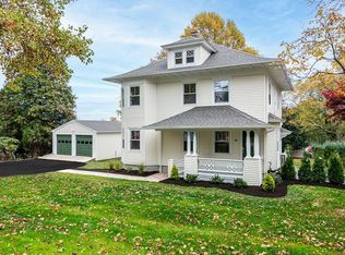 612 Warwick Neck Ave, Warwick, RI 02889