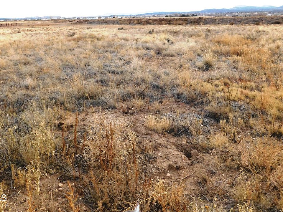 2nd image of 1805 W Big Sky Ranch Rd