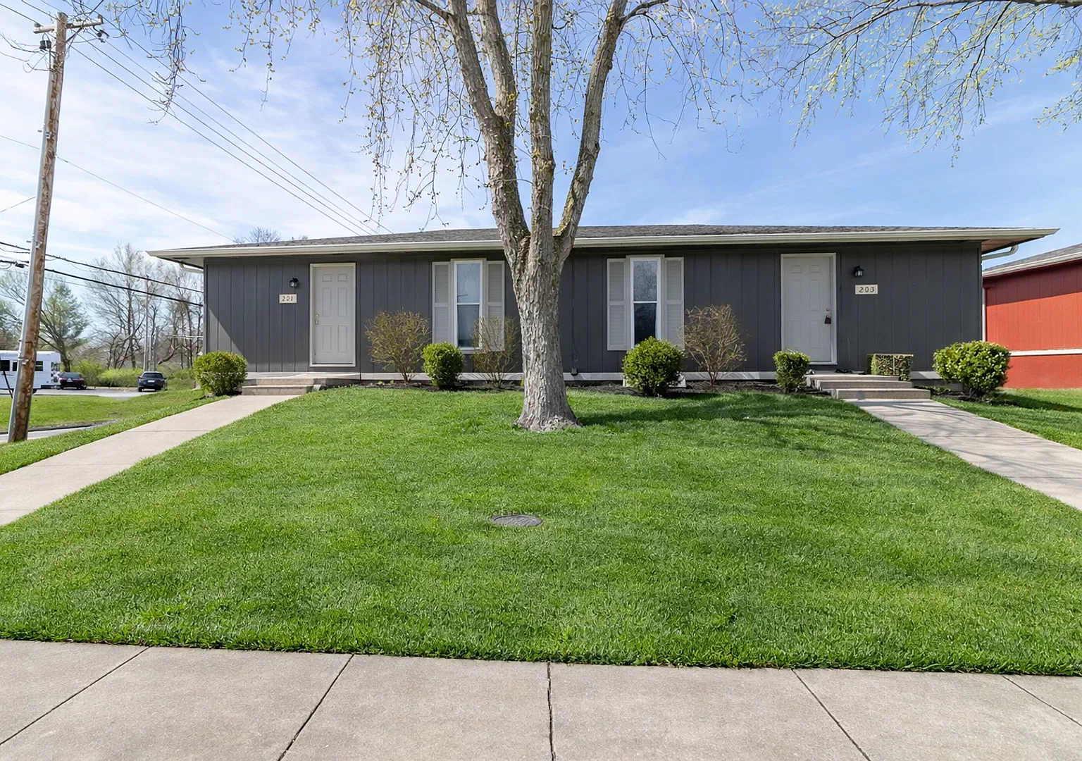 Large 3 bedroom Duplex — Photo 1