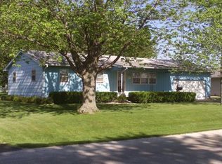 1012 Everett St, Minonk, IL 61760