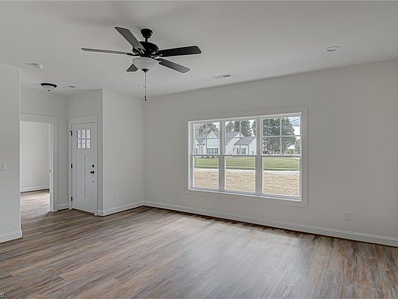 2nd image of 372 W Lee Ave