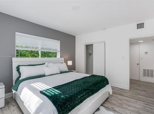 1600 Bay Rd APT 2, Miami Beach, FL 33139