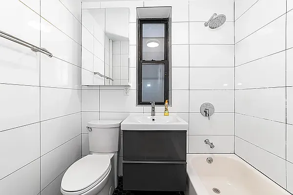 Rented by 346 Realty Group LLC | media 15